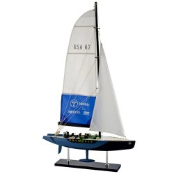 Модель парусной яхты Oneworld