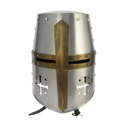 Шлем крестоносца с медной отделкой Ведро