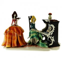 Фарфоровая статуэтка Скульптура Пианистка и скрипачка