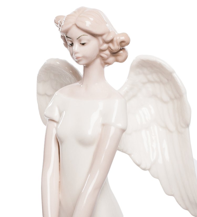 Статуэтка из фарфора Девушка Ангел в бело-розовом платье с корзиной цветов Pavone JP-764/ 7, фотография лица