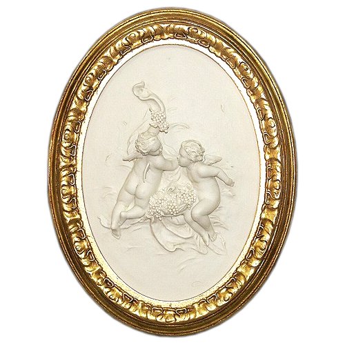 Фарфоровый Барельеф Ангелочки с виноградом (Белый, рамка золотая)