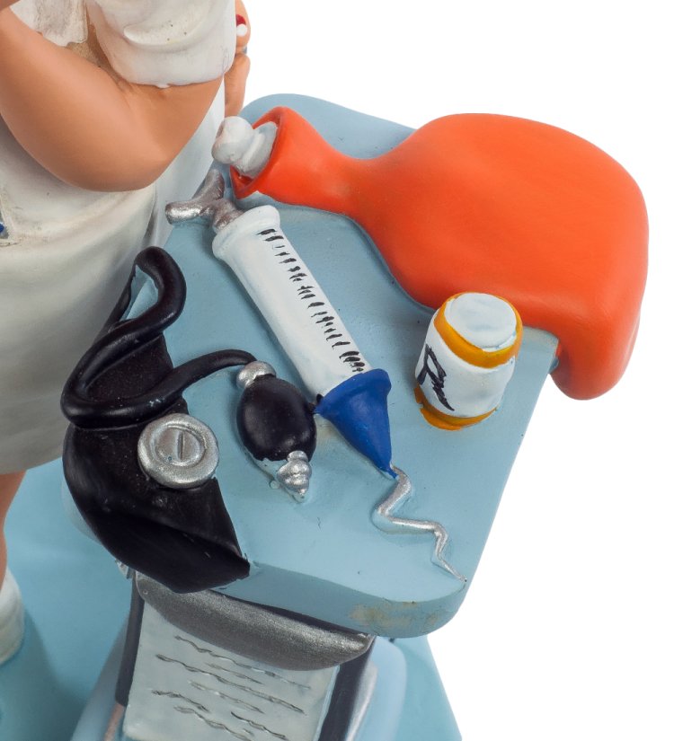 Статуэтка Медсестра на работе The Comical World of Stratford STD-20, увеличенный вид деталей