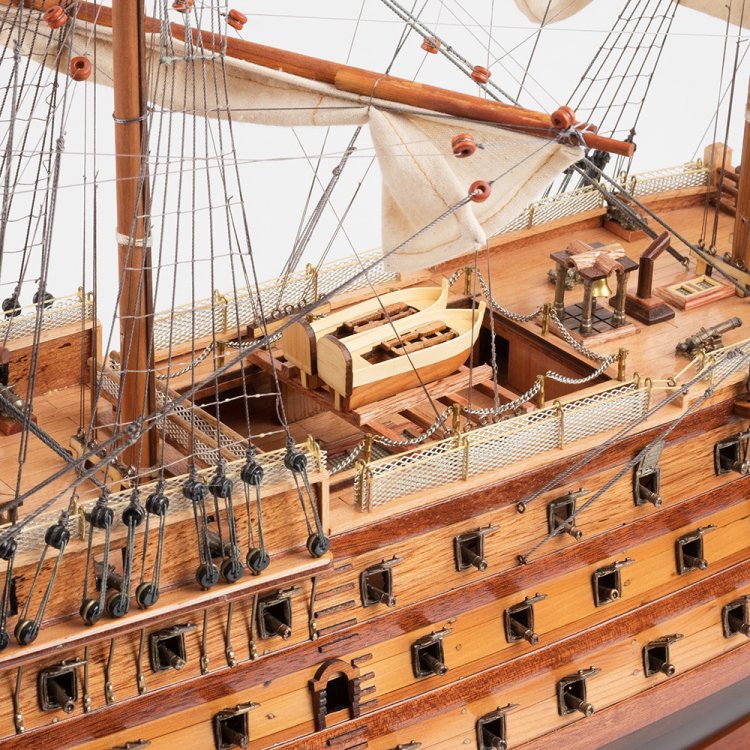 Виктори стандарт. Hms victory модель. hms victory модель звезда. модель парусника виктори. виктори корабль макет.