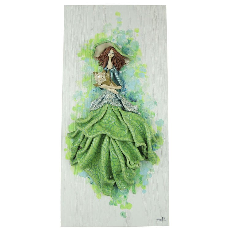 Барельеф из фарфора Леди в зелёном