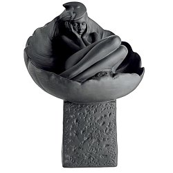 Фигурка из фарфора Рак (женщина)