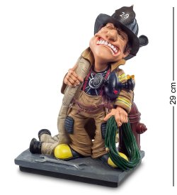 Статуэтка Пожарный на работе