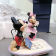 Статуэтка Микки и Минни с кольцом - Волшебный момент Disney Traditions, фото со склада вид с другой стороны