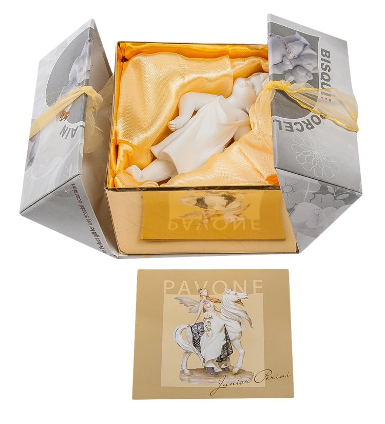 Статуэтка из бисквитного фарфора Девочка Pavone JP-48/ 12, фотография в упаковке