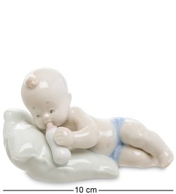 Фарфоровая фигурка Малыш с бутылочкой на подушке