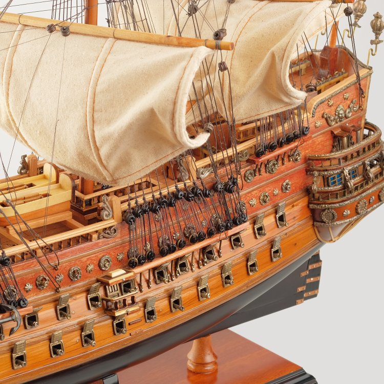 Модель корабля San Felipe средний