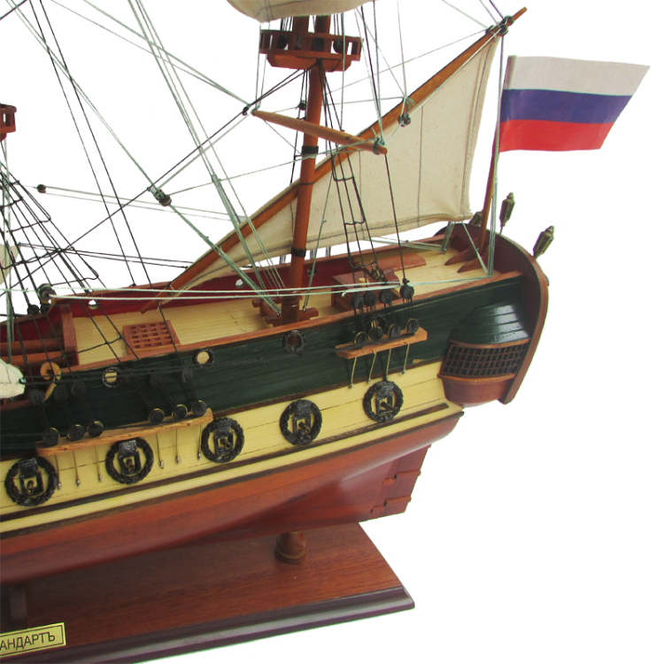 Модель парусного корабля Штандартъ, Россия, 96 см, фотография кормы