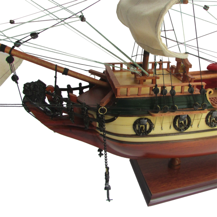 Модель парусного корабля Штандартъ, Россия, 96 см, фотография носа