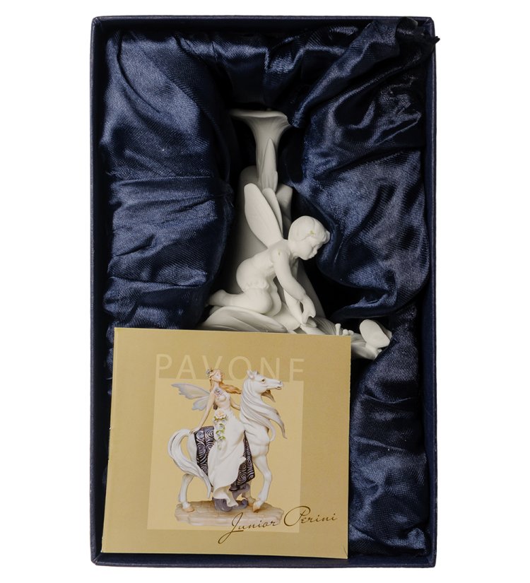 Статуэтка из фарфора с подсветкой Фея на цветке Pavone JP-186/25, фотография в упаковке