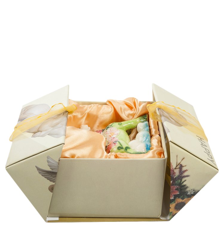 Статуэтка из фарфора Лошадка Грация Pavone JP-61/66, фотография в упаковке