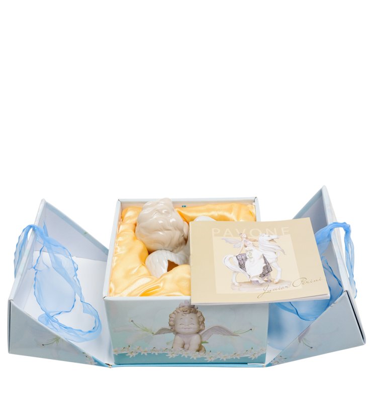 Фарфоровая фигурка Лежащий Ангелочек Pavone JP-35/ 4, фотография в упаковке