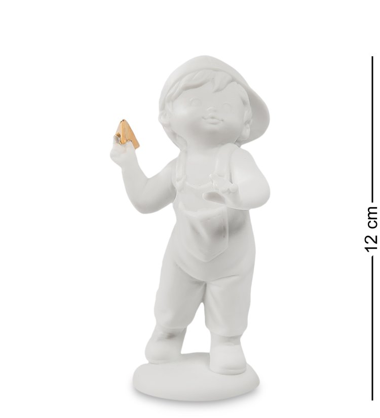 Статуэтка из бисквитного фарфора Мальчик в кепке с самолетиком Pavone JP-48/ 10