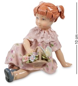 Статуэтка из фарфора Девочка с цветами в розовом платье