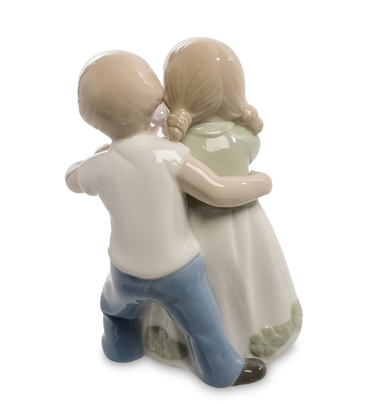 Статуэтка из фарфора Дети - Бабочка на счастье Pavone JP-45/21, фотография со спины