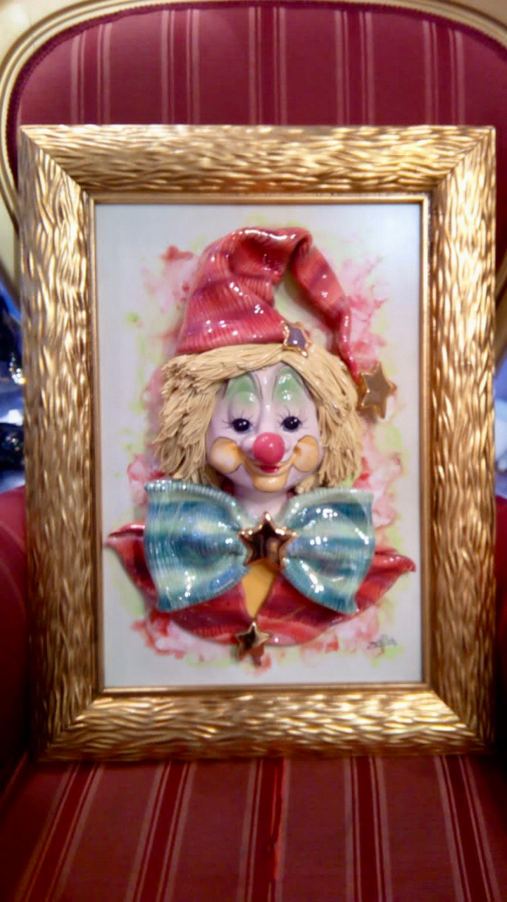 Картина из фарфора Клоун со звёздами, фото со склада