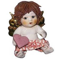 Статуэтка из фарфора Сидящий Ангел с сердцем