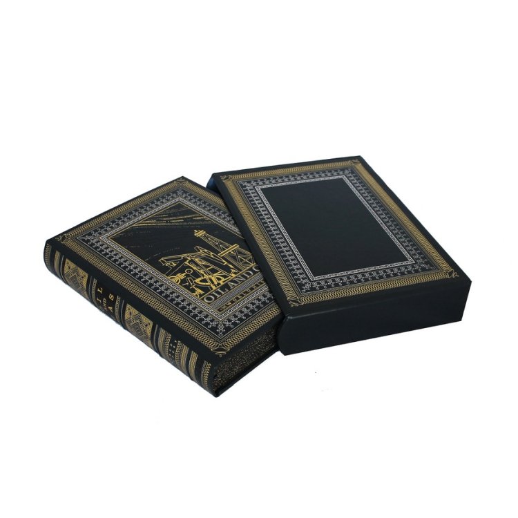 Книга в кожаном переплете Нефть и газ на английском языке BG1364F, фотография сбоку книги