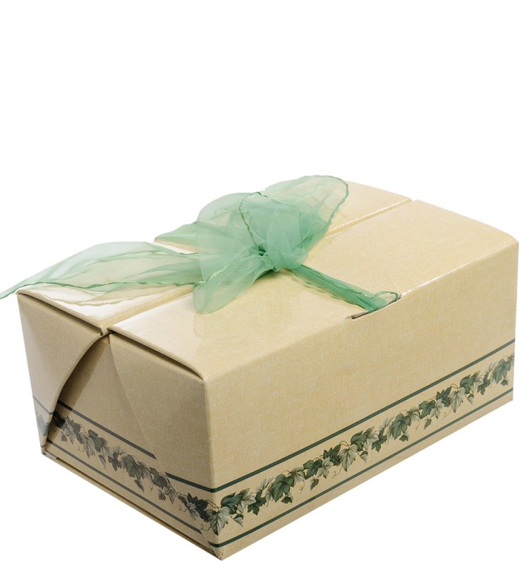 Фигурка из фарфора Девочка - Хочу быть взрослой Pavone JP-45/23, фотография коробки