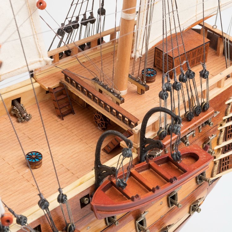 Модель корабля 12 Апостолов 110 см