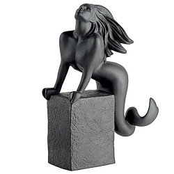 Фигурка из фарфора Козерог (женщина)