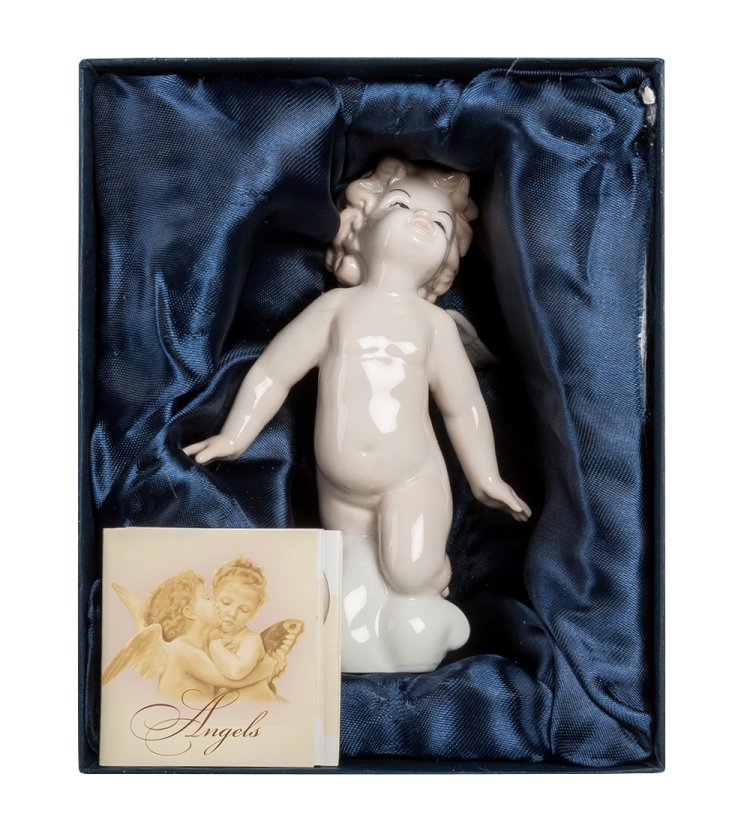 Статуэтка из фарфора Амурчик в облаках Pavone JP-21 /4, фотография в упаковке
