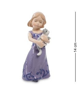 Статуэтка из керамики Девочка с Котенком на руках