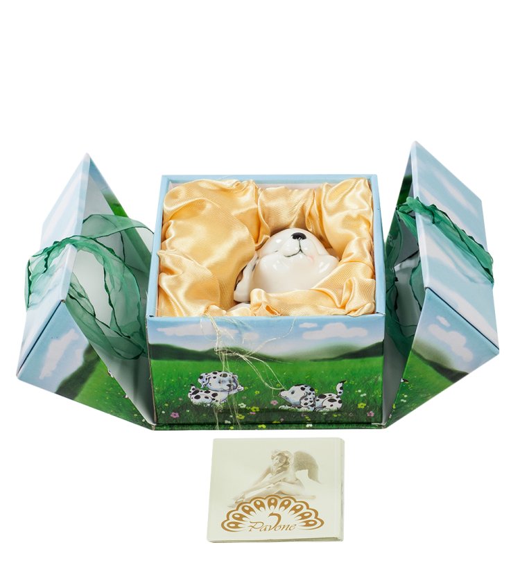 Фигурка из фарфора Щенок Долматина лежит Pavone JP-02/ 4, фотография в упаковке