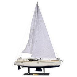 Модель парусной яхты Sun Odyssey 45DS
