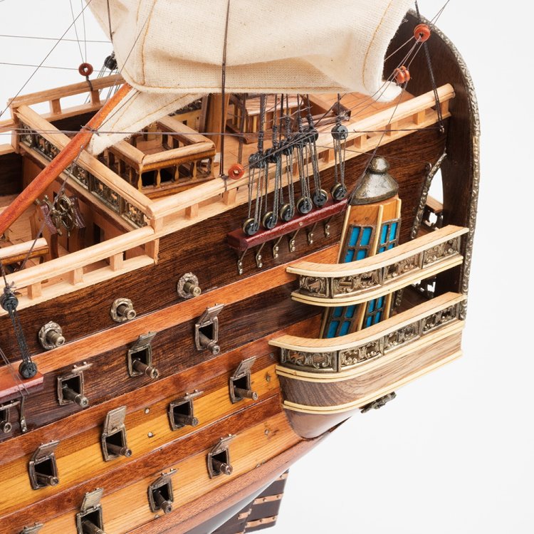 Модель корабля из дерева Royal Louis, 95 см