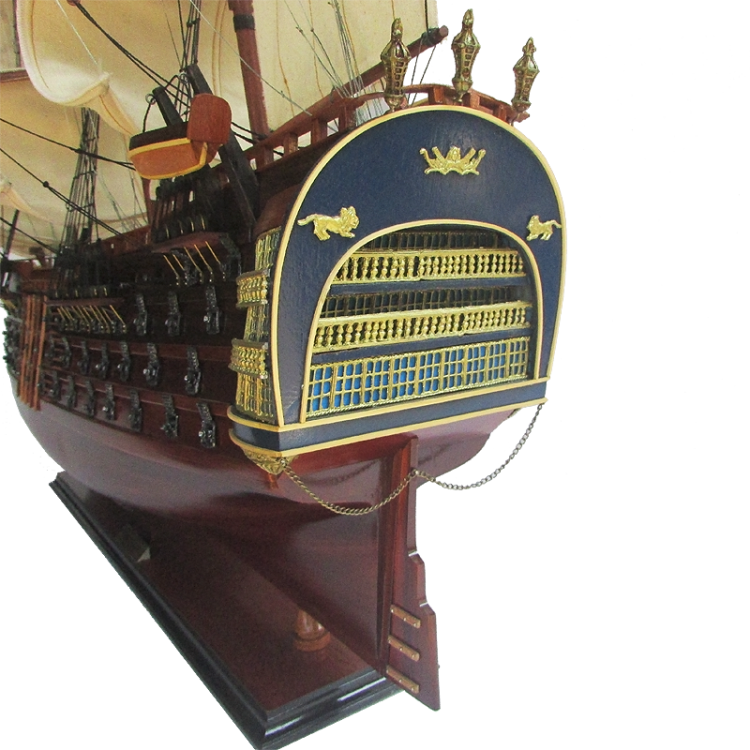 Модель парусного корабля Santa Ana, Испания, 94 см, фотография кормы