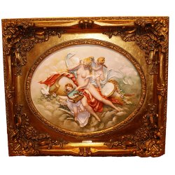 Барельеф из фарфора Венера