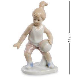 Фигурка из фарфора Юная баскетболистка