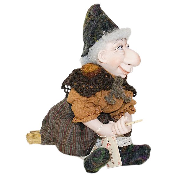 Фарфоровая статуэтка Кукла Серафима