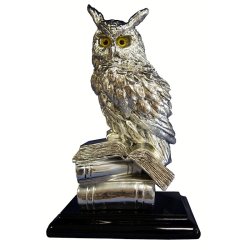 Статуэтка Сова на книгах