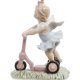 Статуэтка из фарфора Ангелочек девочка на самокате Pavone JP-36/31, фотография сбоку