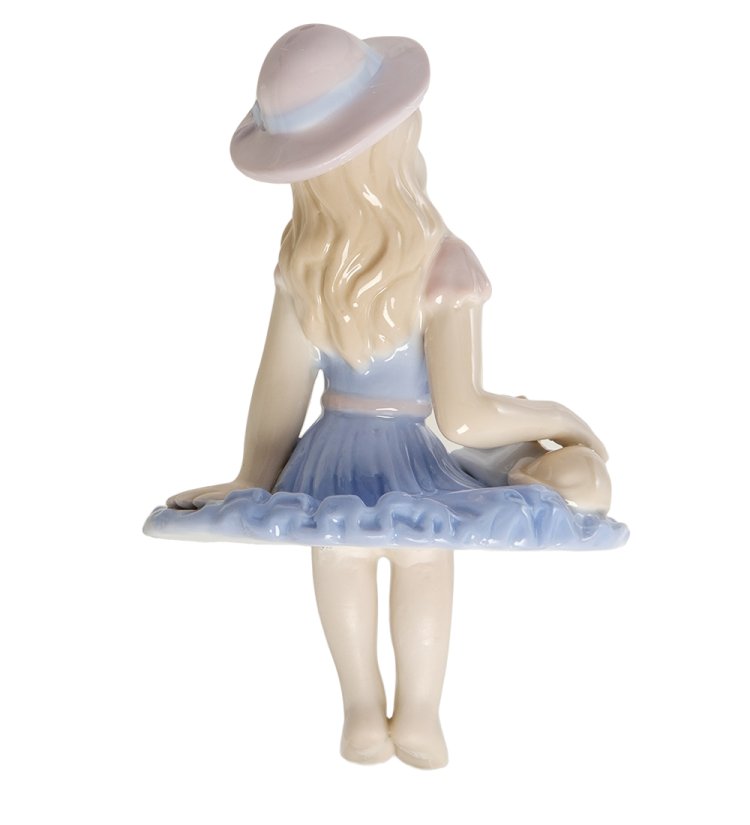 Статуэтка из фарфора на край полки Девочка с котенком Pavone JP-49/11, фотография со спины
