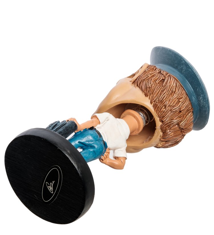 Фигурка-болванчик Пилот The Comical World of Stratford RV-693, вид снизу