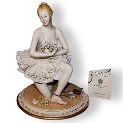 Статуэтка из фарфора Балерина