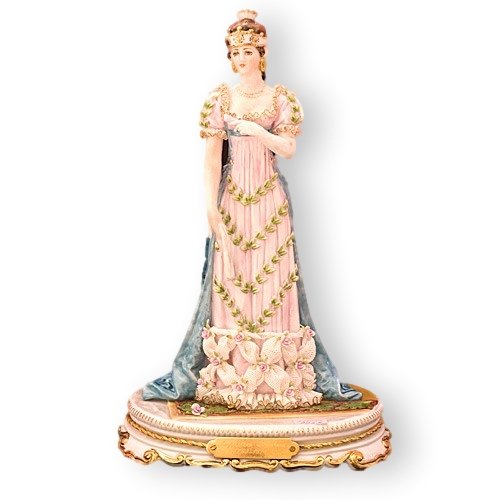 Статуэтка из фарфора Жозефина