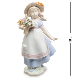 Статуэтка из фарфора Девочка с корзиной цветов в шляпке
