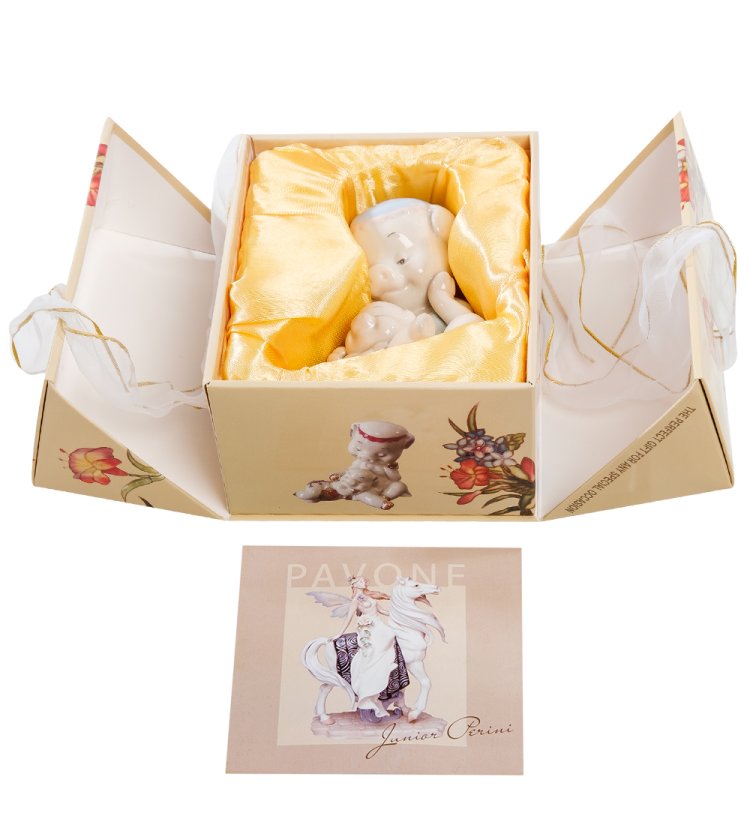 Фигурка из фарфора Свиньи - Самая лучшая мама Pavone JP-111/ 3, фотография в упаковке