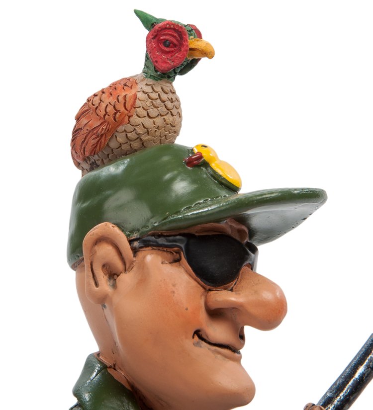 Фигурка Охотник с Птицей The Comical World of Stratford RV-530, портретный вид