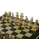 Шахматы на зеленой доске Рыцари Средневековья Manopoulos MP-S-12-C-44-GRE, золотые фигуры на доске