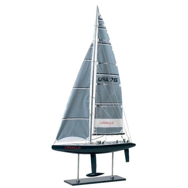 Модель парусной яхты Oracle, Высота 116 см
