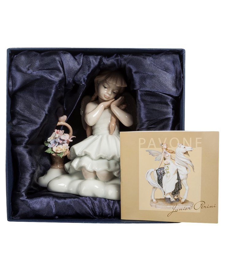 Статуэтка из фарфора Девочка Ангел с корзинкой цветов на облаке Pavone JP-22 /6, фотография в упаковке
