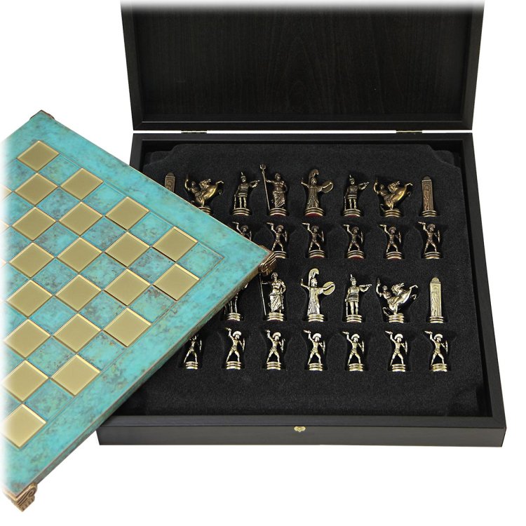 Шахматы Троянская война, Патиновая доска Manopoulos MP-S-4-C-36-TIR, фотография фигурок в ложементе